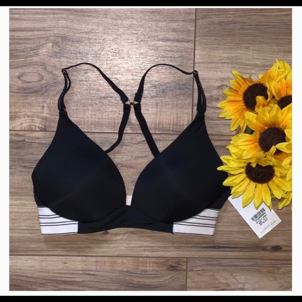 The Deep V No-Wire Bra 🌸 Lively ✨